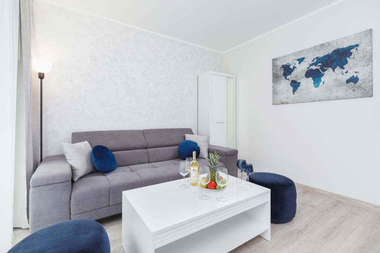 W Parku Lotnikow Apartments Tauron Arena By Noclegi Renters Krakkó Kültér fotó